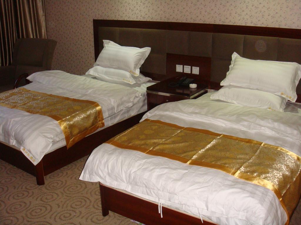 Jiuzhaigou Man Jiang Hong Hotel จิ่วไจ้โกว ห้อง รูปภาพ